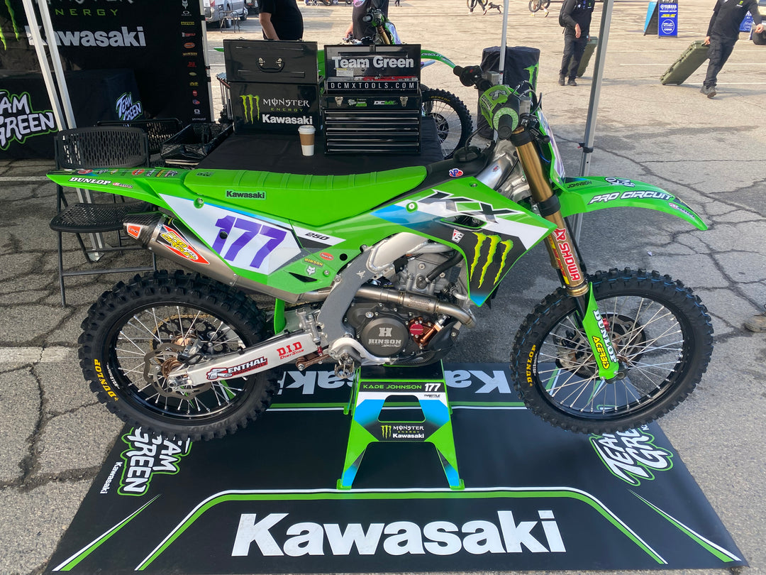 【新品未使用・未開封】TAKIMAKI ORGANIC ミントグリーン TEAM GREEN RACE TEAM - 2026 – Throttle Syndicate