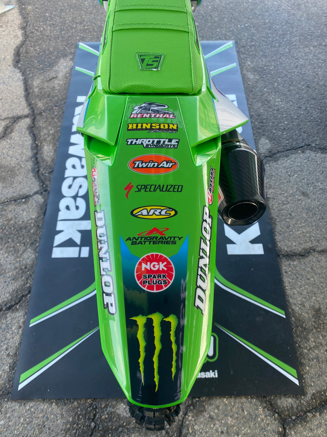 KAWASAKI GRAPHICS KIT 21-24 KX250 19-23 KX450 TEAM GREEN RACE TEAM