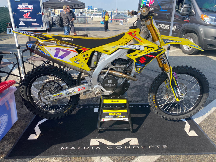 SUZUKI AMATEUR GRAPHIC KIT - 2026 – Throttle Syndicate