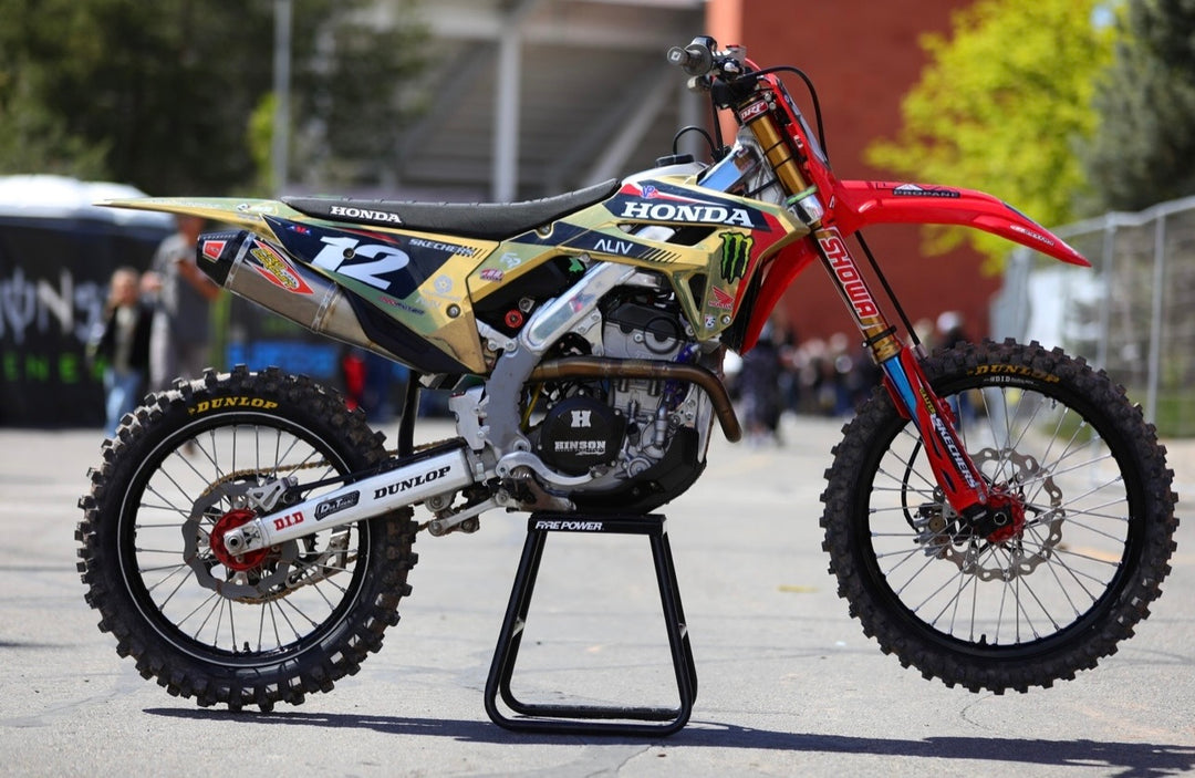 HARP ロードバイク レッド/ゴールド SLR HONDA RACE TEAM GOLD CHROME- 2024 – Throttle Syndicate