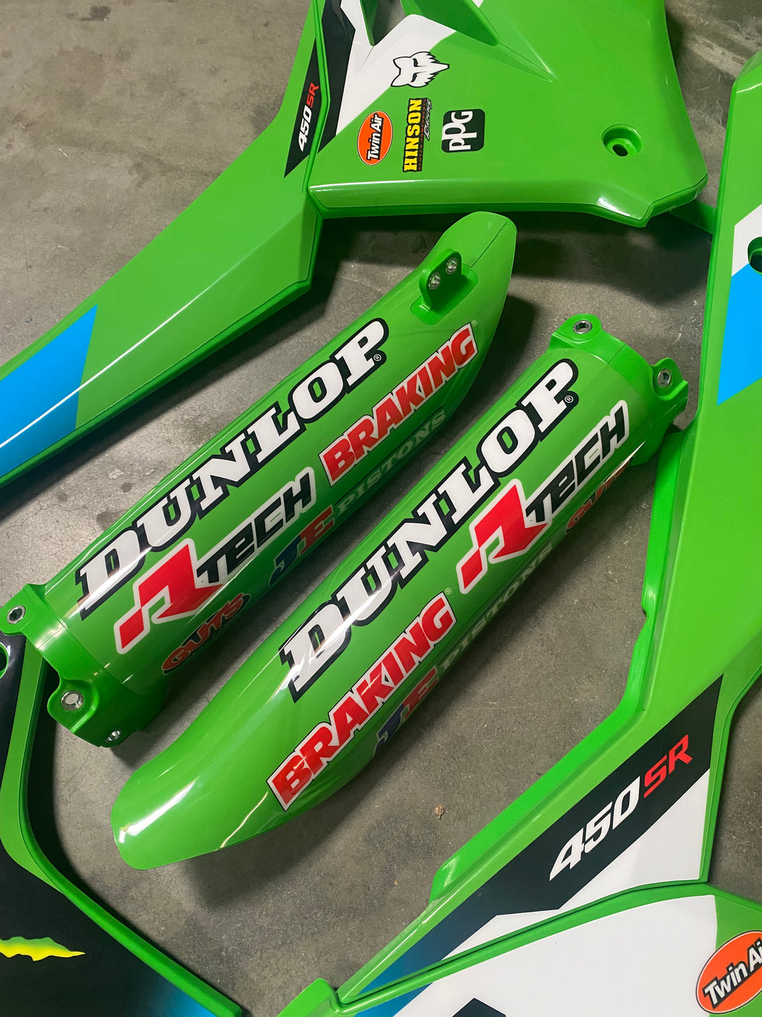 GRAPHICS AND PLASTIC KAWASAKI KX250 KX450 KX450SR KXF PRO CIRCUIT